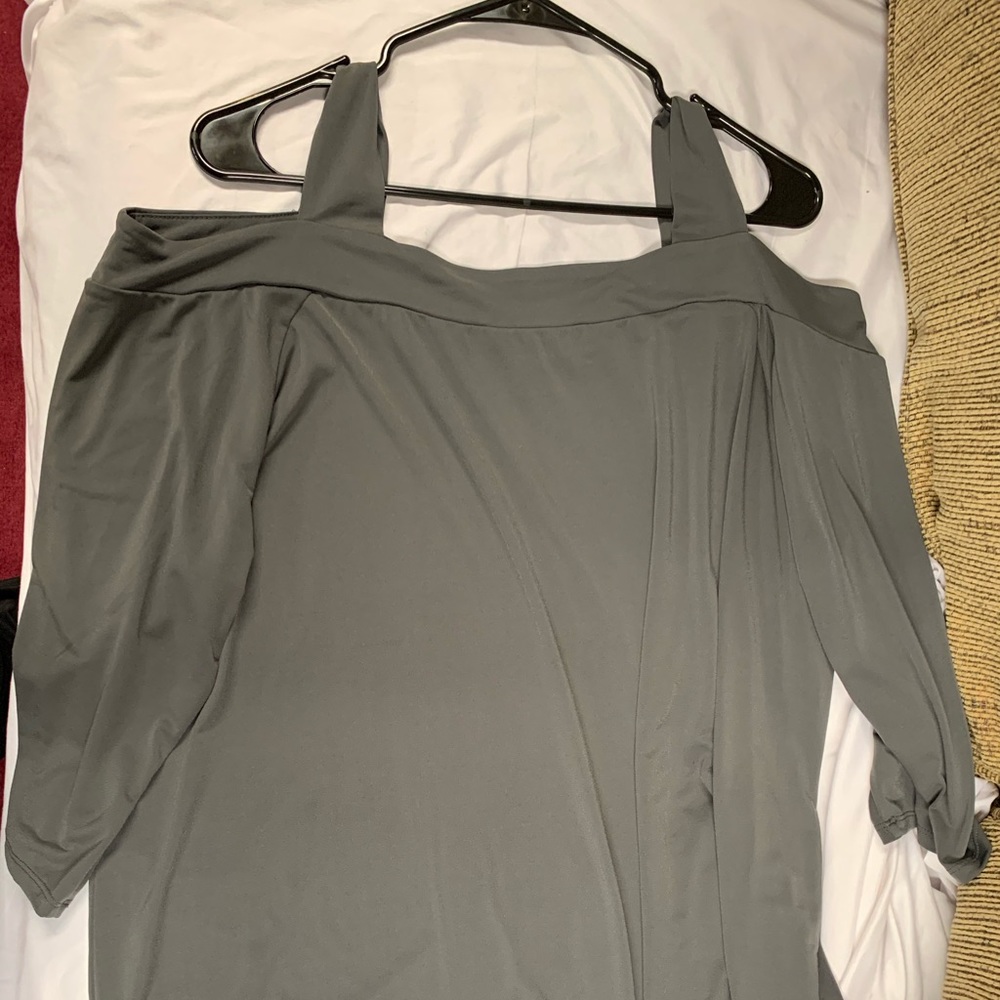 Off the shoulder Shirt